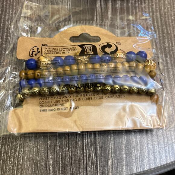 Stackable Beaded Bracelet Set - Picture 3 of 4